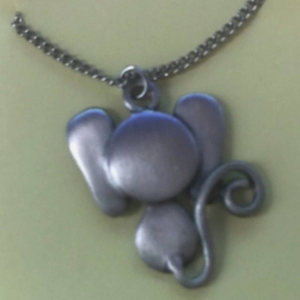 Vintage Mouse Necklace Pendant w/ Chain _ Silver-tone metal Celebrity Brand